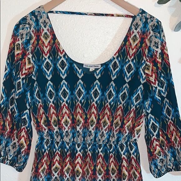 Patterned 3/4 Sleeve Dress Size: Small - Picture 2 of 6